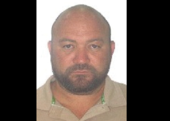 No interior do AM, homem descarrega arm@ contra carro e casa de vítima que sobrevive