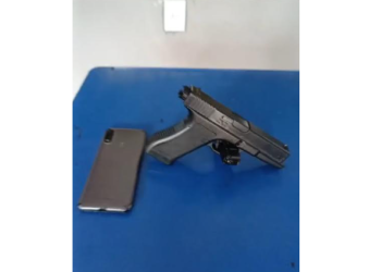 Garotos de 13 e 14 anos são apreendidos após am3açarem com @rma colegas em escola no AM