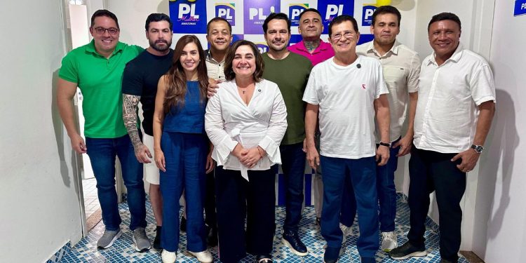Maria do Carmo reúne mandatários do PL no Amazonas para mobilização do Reaja Brasil