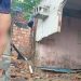 Temporal derruba casas em Manaus e mulher é ferid4 ao ser levada pela água