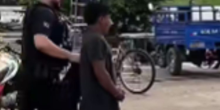 Indígena que tentou f3rir filha com peça de motor após agr3dir a própria mãe é preso no Amazonas