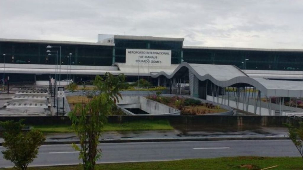Cinco voos são redirecionados por causa do clima no Aeroporto Eduardo Gomes