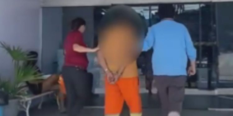 Polícia prende idoso que vivia batend0 na ex e ficava mais agressiv0 quando bebia em Manaus