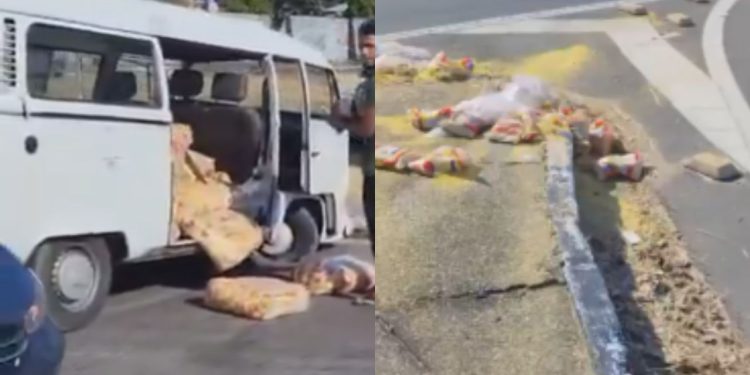 Vídeo: Carga de farinha se espalha após colisão envolvendo Kombi na avenida das Torres: 'ouro'
