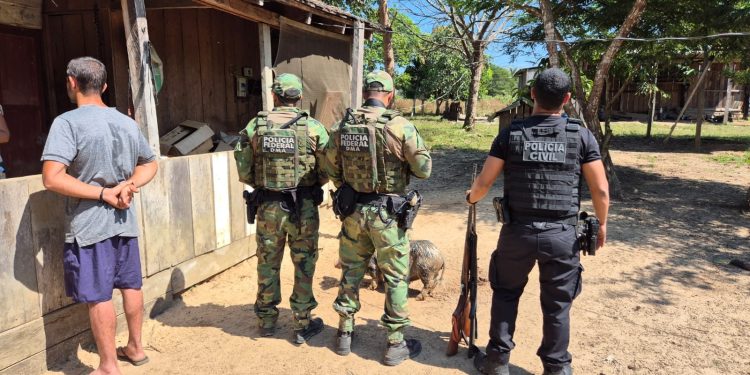 Ex-policial que m@t0u esposa no s0c0 em Rondônia e integrava grupo cr1m1n0s0 é pr3s0 no Amazonas