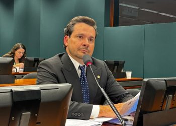 Capitão Alberto Neto exige explicações do Ministro Haddad sobre renúncias fiscais bilionárias à JBS