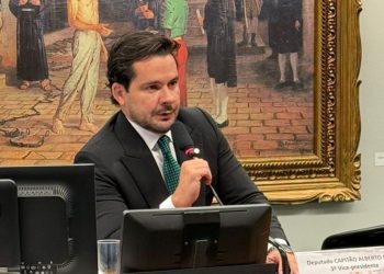 Capitão Alberto Neto é titular na Comissão Especial para analisar projeto que regulamenta trabalho por aplicativo
