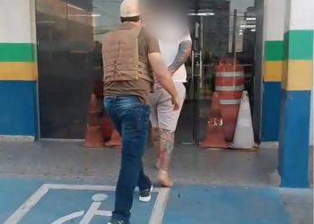 H0mic1da de Santa Catarina integrante de grupo cr1m1n0s0 é pr3s0 perto de delegacia em Manaus