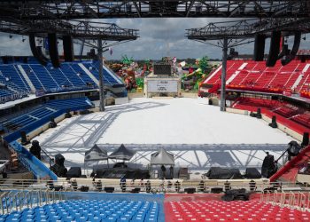 Garota de 14 anos p3rde os dentes e está em estado gr@ve após cair no Bumbódromo em Parintins