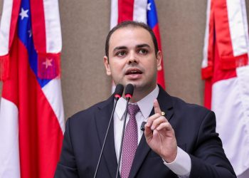 Lei de deputado Roberto Cidade dá visibilidade à Atrofia Muscular Espinhal, doença rara que afeta 1 em cada 10 mil crianças