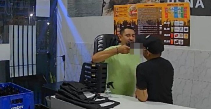 Vídeo: veja o exato momento que homem é m0rto dentro de loja de conveniência