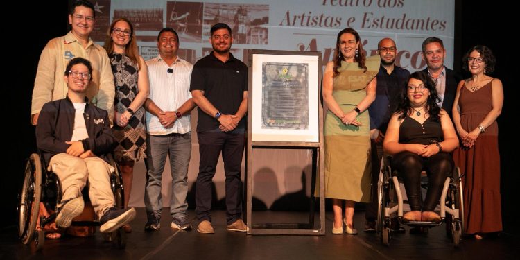 UEA reinaugura Teatro dos Artistas e Estudantes Américo Alvarez e passa a contar com espaço cultural próprio