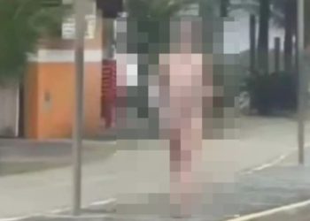 Vídeo: Guarda Municipal aborda mulher pel@d@ na rua e ela confessa que mat0u o pai