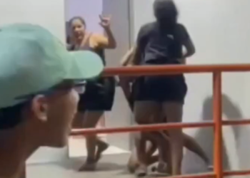 Vídeo: Após bate boca, mulheres se acertam no s0c0 em festa em Coari