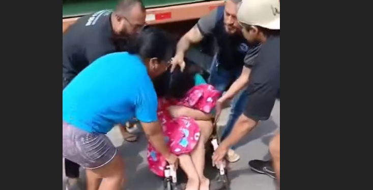 Vídeo: Carreta invad3 casa e jovem cadeirante fica pr3sa debaixo na Zona Norte de Manaus