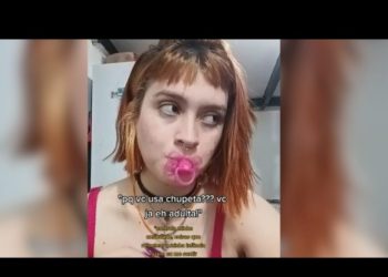 Uso de chupeta vira moda entre adultos no Brasil para aliviar estresse