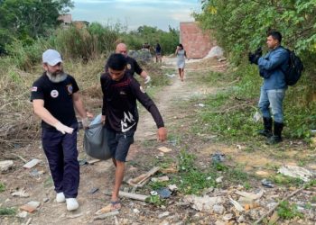 Cena forte: moradores do Santa Etelvina encontram c0rpo amarrad0 e ligam para a polícia