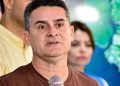 Buracos, desperdícios e farras levam David Almeida a 57% de rejeição, o político mais desaprovado do Amazonas