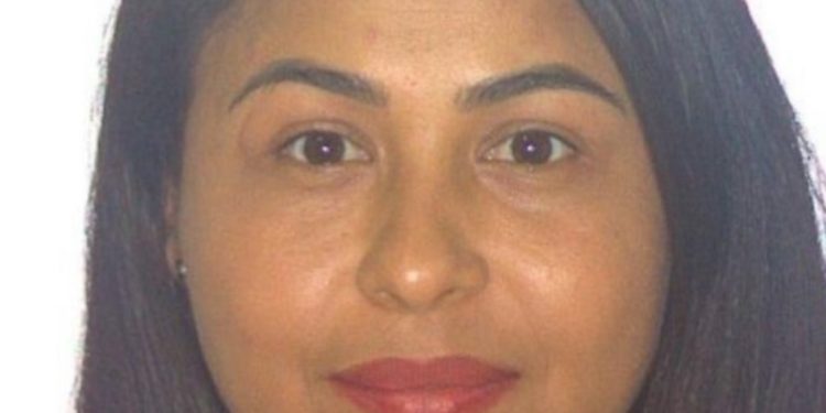 Valdirene é procurada no Amazonas por ajudar marido na m0rte de homem que foi queimad0
