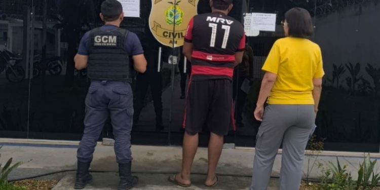 Mãe libera filha de 12 anos para o companheiro e$tuprar no Amazonas
