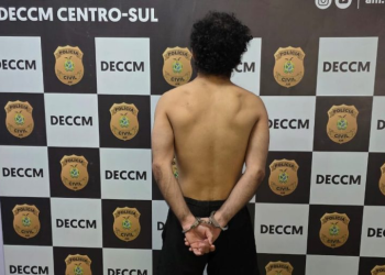 Motorista de app obrigou passageira a “b@ter uma” nele e já respondia pelo cr1me em Manaus