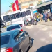 Vídeo: Pai e filha ficam f3r1d0s após bat3rem em ônibus da PM em Manaus