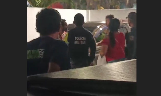 Vídeo: Discussã0 por suposto furt0 termina com mulher agr3dida em SPA em Manaus