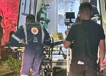 Veja: ‘Bolha’ é furad0 pelo ‘Kiko’ em br1ga após bebedeira pesad@ na Praça 14