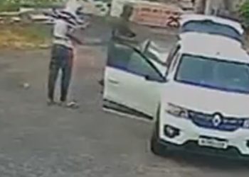 Vídeo forte: veja momento em que empresário é retirado do carro e m0rto a tiros 