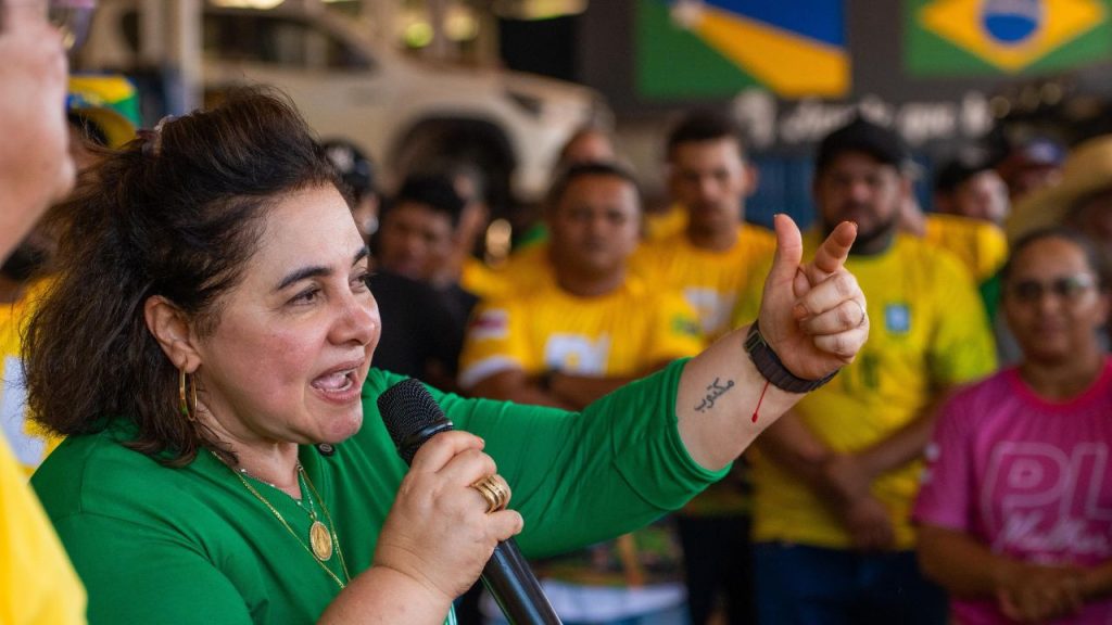 Maria do Carmo começa ‘Reaja, Brasil’ em Apuí; ela também participa do ato em Manaus