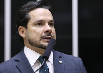 PEC 169 - Câmara pauta proposta do Capitão Alberto Neto que pode facilitar acúmulo de cargos para professores