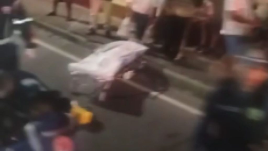 Pedestre não resiste após ser atingid0 por motocicleta na zona norte de Manaus; vídeo