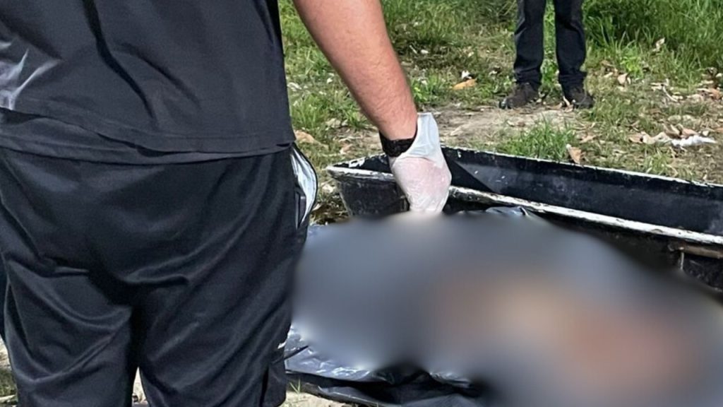Vídeo: Homem é encontrado m0rt0 com 19 t!r0s depois de ser t0rtur4d0 em Manaus