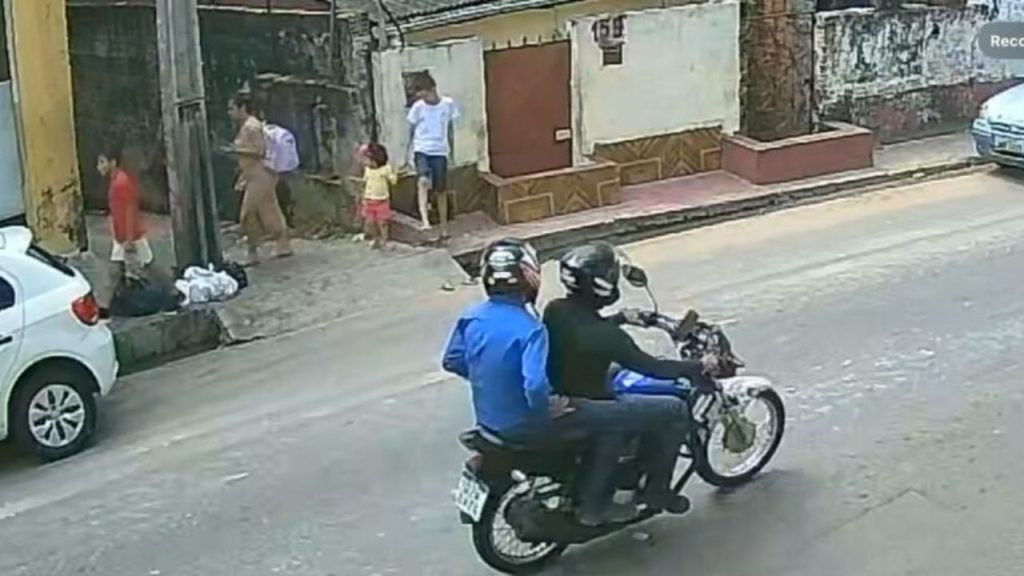Crimin0s0s rendem mulher com filhos durante assalt0 na zona sul de Manaus; veja