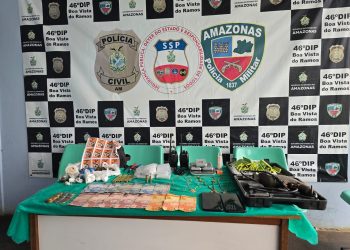 Mãe e filho são pr3s0s com vários tipos de dr0gas e munição em casa em Boa Vista do Ramos