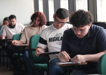 Vestibular e SIS da UEA: candidatos realizam provas de habilidades específicas