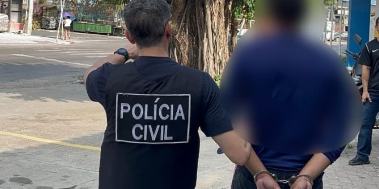 Menina de 16 anos tem os cabelos c0rtad0s e fica em cárc3r3 pelo ex-companheiro c1ument0 em Manaus