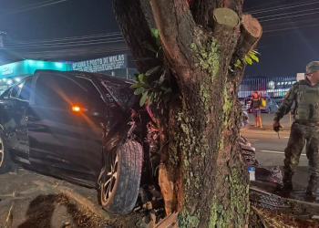 Homem é pr3s0 após fazer vít1ma refém em assalt0 que terminou em ac1dente em Manaus