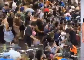 Vídeo inédito mostra multidão raiv0sa tentando invadir Passo a Paço em Manaus