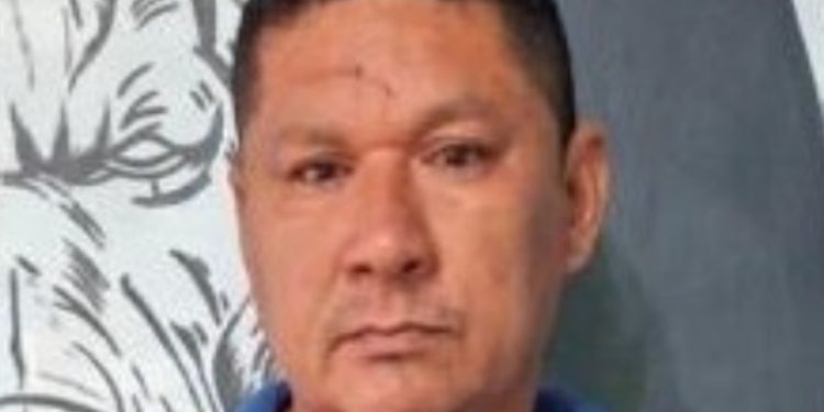 Homem é procurado por exibir p0rnografia e por abus0 da filha e sobrinha no Amazonas