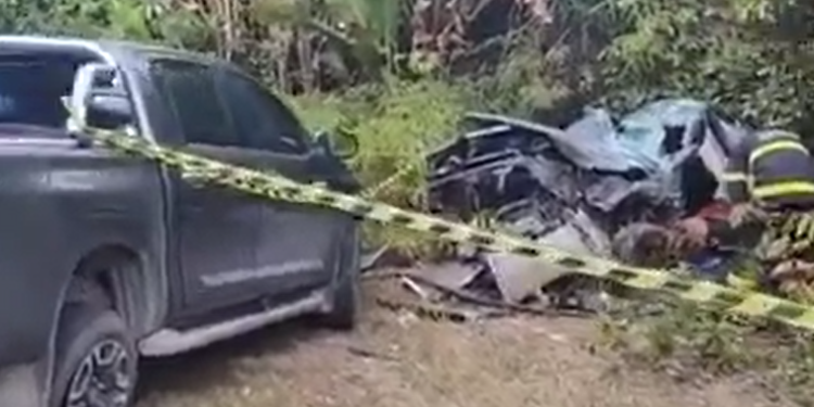 Vídeo: Um homem m0rr3 e outros ficam f3rid0s em c0lisão de carros na BR-174