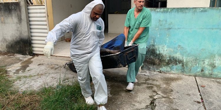 Forte od0r leva moradores a descobrirem c0rp0 de homem desaparecido há três dias em Manaus