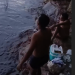 Vídeo: P*t@ria normalizada com uso de álcool na Ponta Negra gera polêmica em Manaus