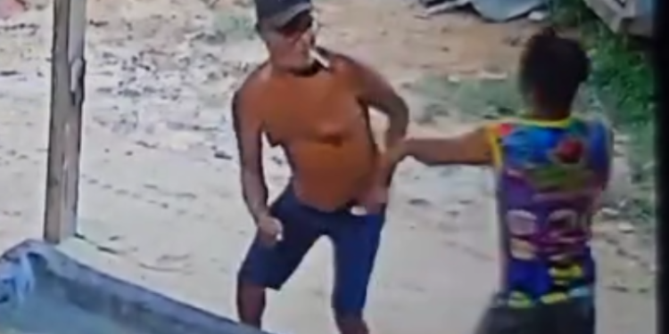 Vídeo: Em PF, homem m@ta comerciante idoso que não gostava de vender fiado