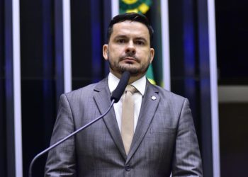 Alberto Neto aparece forte para Governo e Senado em nova pesquisa no Amazonas