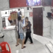 Vídeo: Ladrõ3s ‘brocados’ fazem limpa em lanchonete e comem até os salgadinhos em Manaus