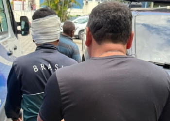 Trabalhador m0rr3 após ser atingido por motociclista que dava ‘grau’ em Manaus; ele foi pr3s0