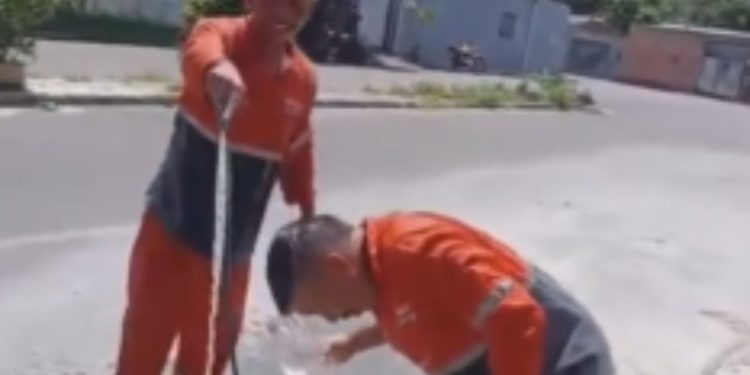 'Olha como o homem tá'': Calor intenso faz gari passar mal durante serviço de coleta em Manaus; vídeo
