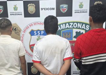 Celular roubado é recuperado e três homens são detid0s em Manaus