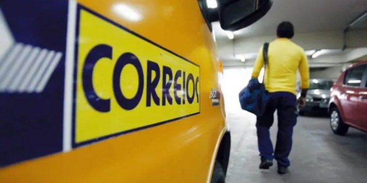 peração da PF mira funcionário acusado de desviar mercadorias nos Correios em Manaus